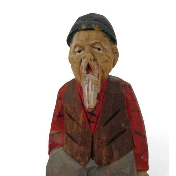 Hand Carved WOODEN Miniature ELDERLY man Rustic Folk Art Canada Vintage 3 Inches - Picture 6 of 8